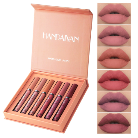 Gloss Mat pour les Lèvres