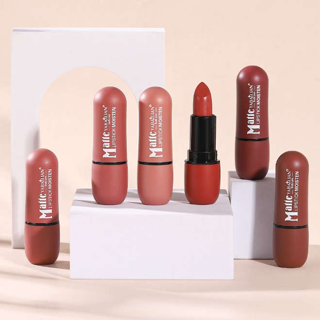 Rouge à Lèvres Velours Mat 6 Teintes - Waterproof & Longue Tenue